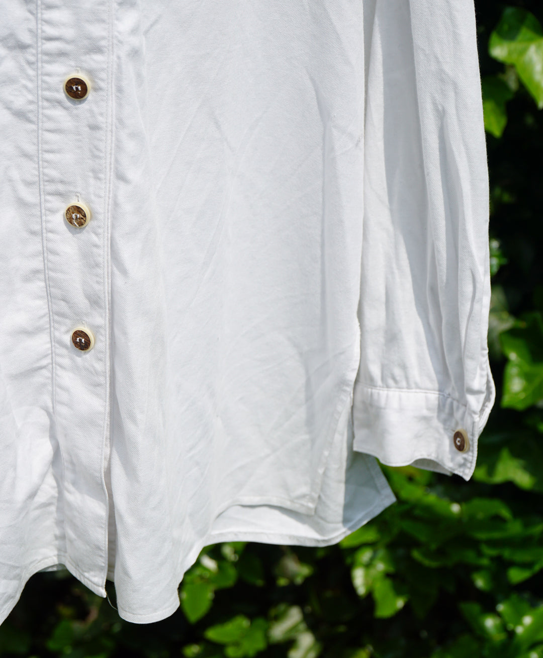 Starke, witte blouse met uiltjes patches